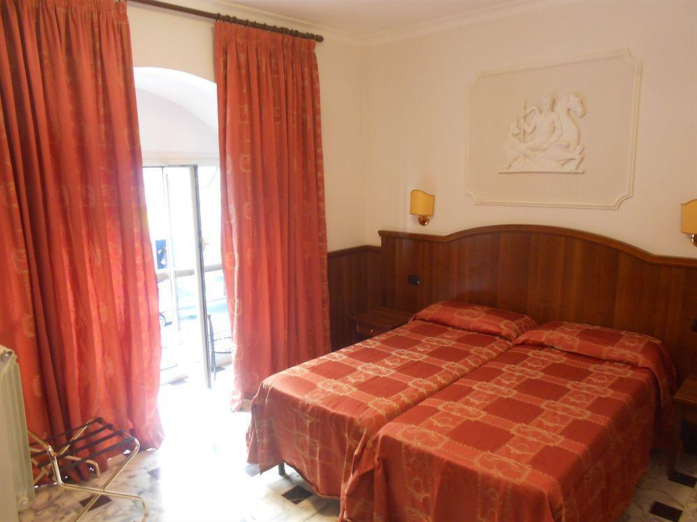 Nakissa Inn Roma Exterior foto